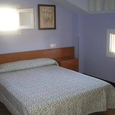 Apartamentos Banugues Apartment